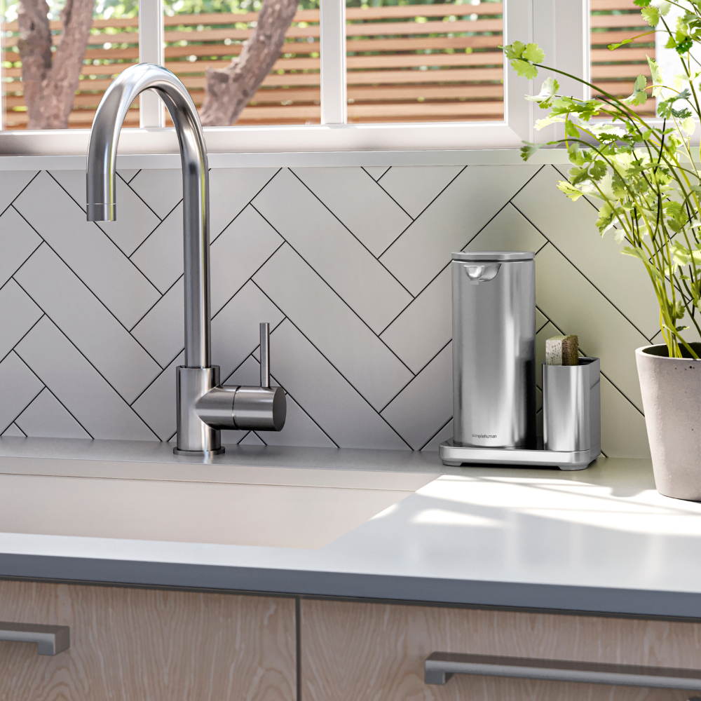 Simplehuman liquid sensor pump with caddy